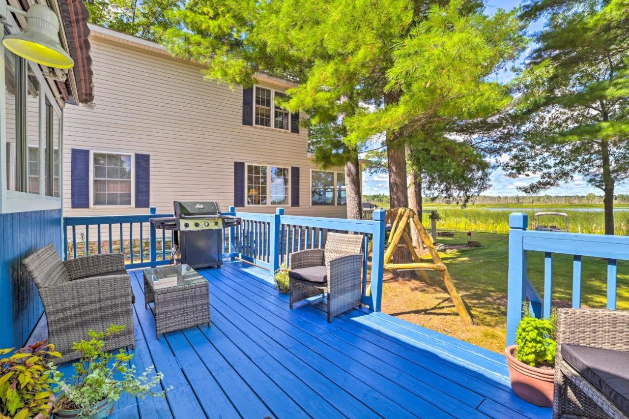 East Tawas Lakefront Getaway With Kayaks And Deck Exterior foto