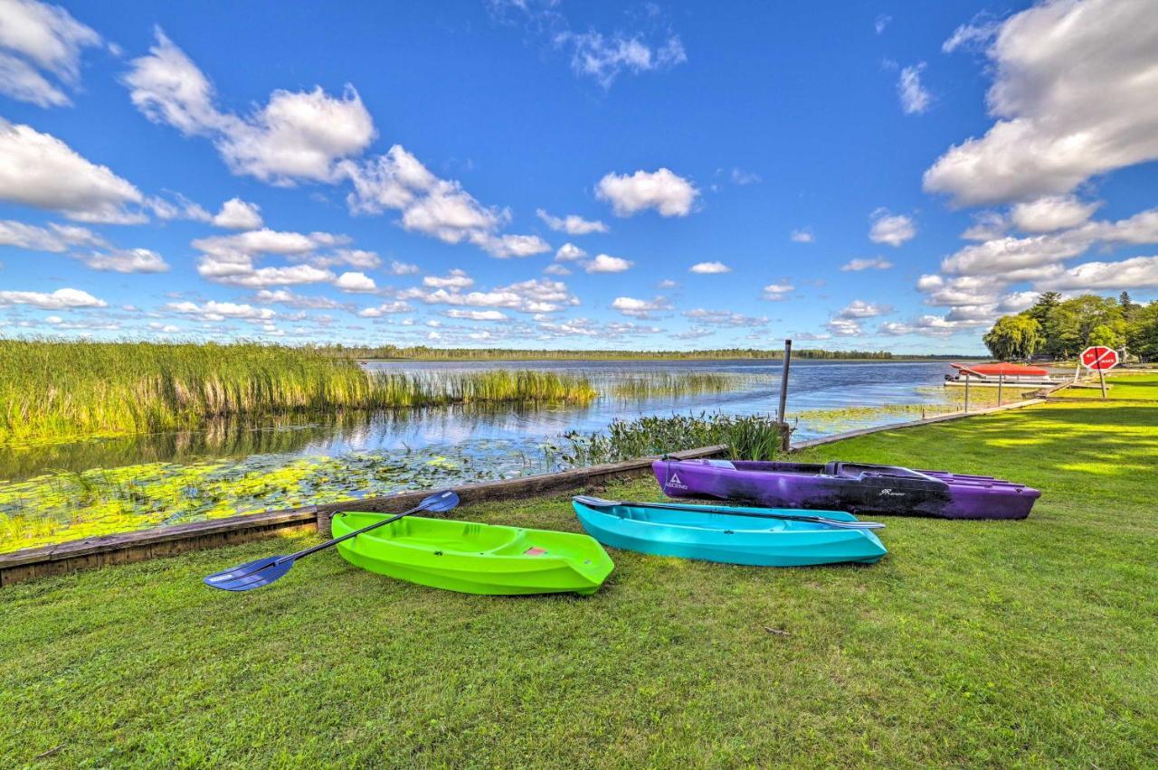 East Tawas Lakefront Getaway With Kayaks And Deck Exterior foto