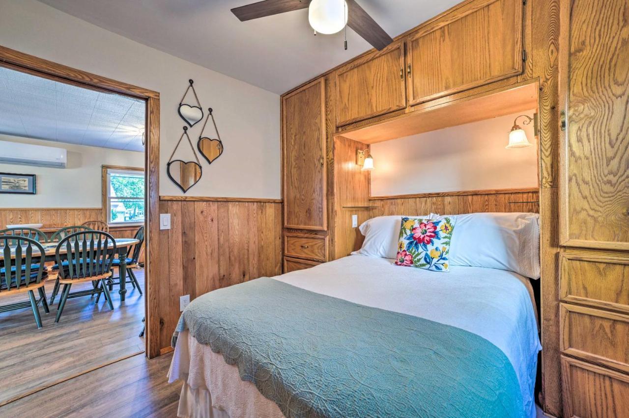 East Tawas Lakefront Getaway With Kayaks And Deck Exterior foto